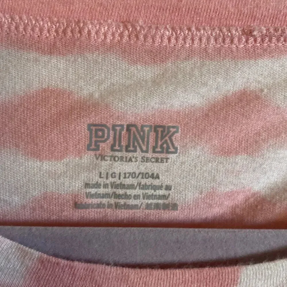 PINK Victorias Secret pink tie